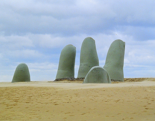 Viajes baratos a Uruguay